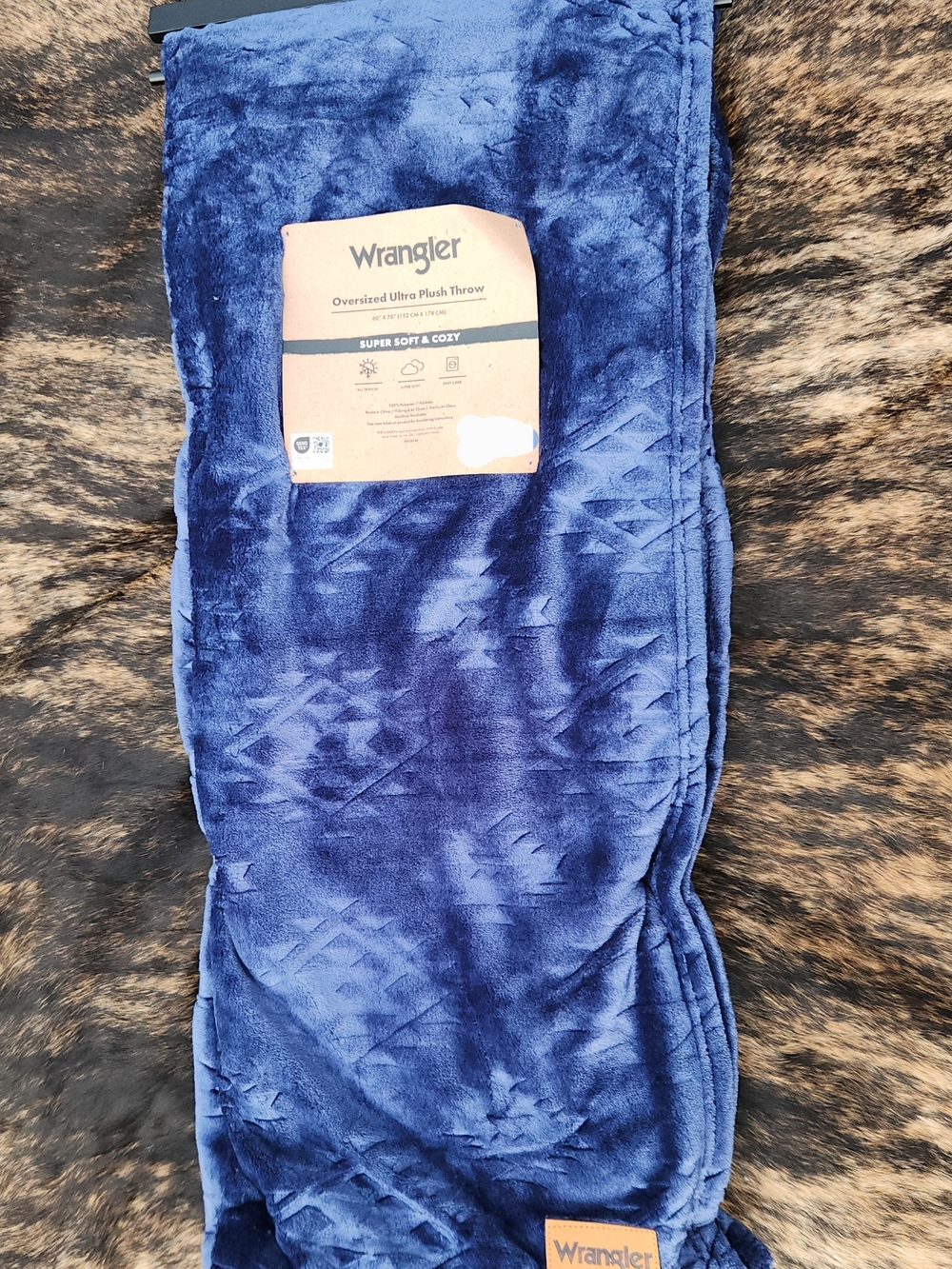 Wrangler Oversized Plush Throw - Deep Navy Blue